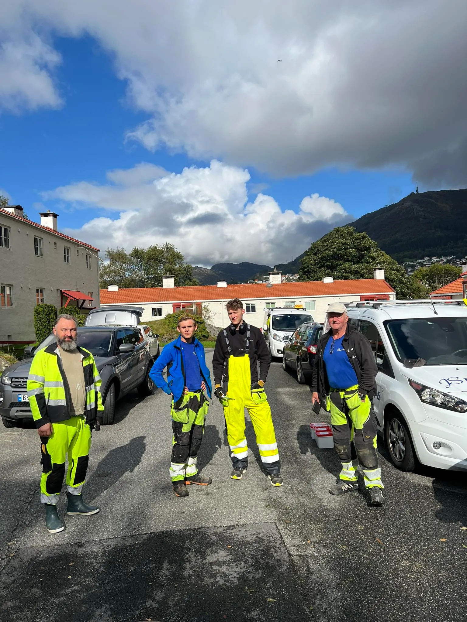 Geir og teamet på byggeplass i Bergen